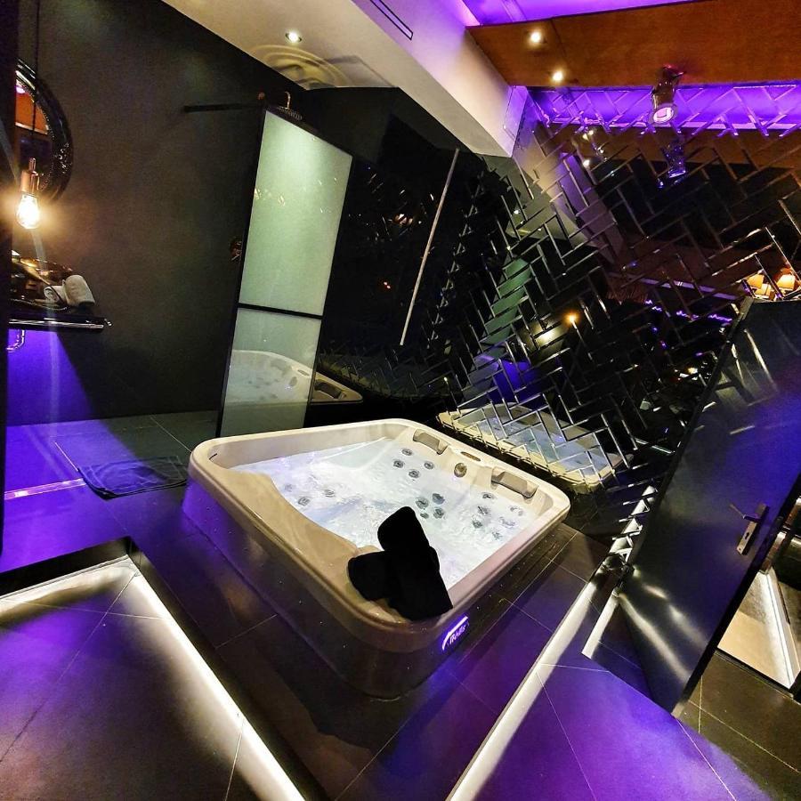 פוזנן Hotel Ramka & Restaurant & Wine Bar מראה חיצוני תמונה