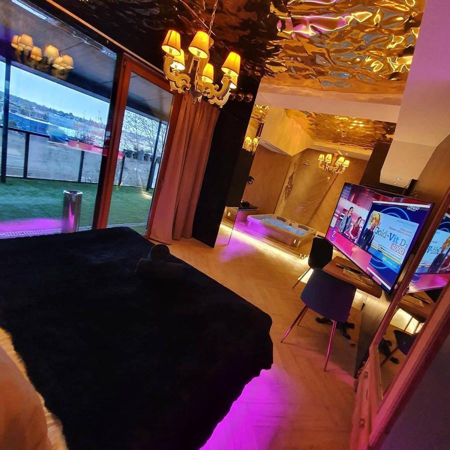פוזנן Hotel Ramka & Restaurant & Wine Bar מראה חיצוני תמונה