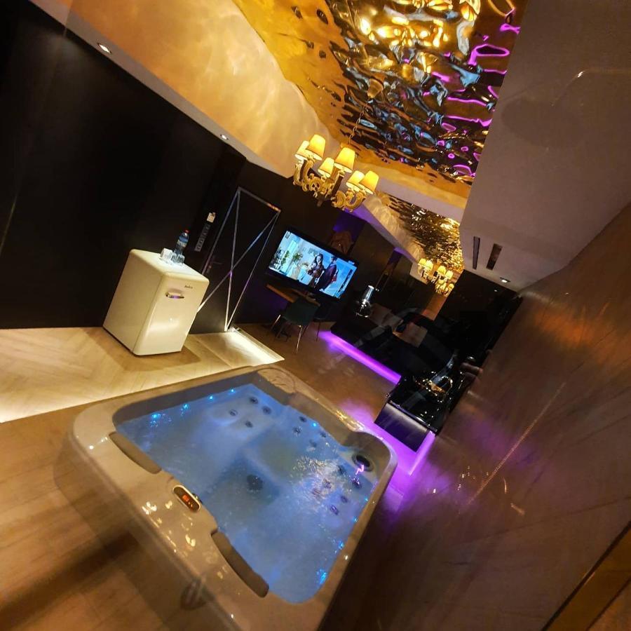 פוזנן Hotel Ramka & Restaurant & Wine Bar מראה חיצוני תמונה