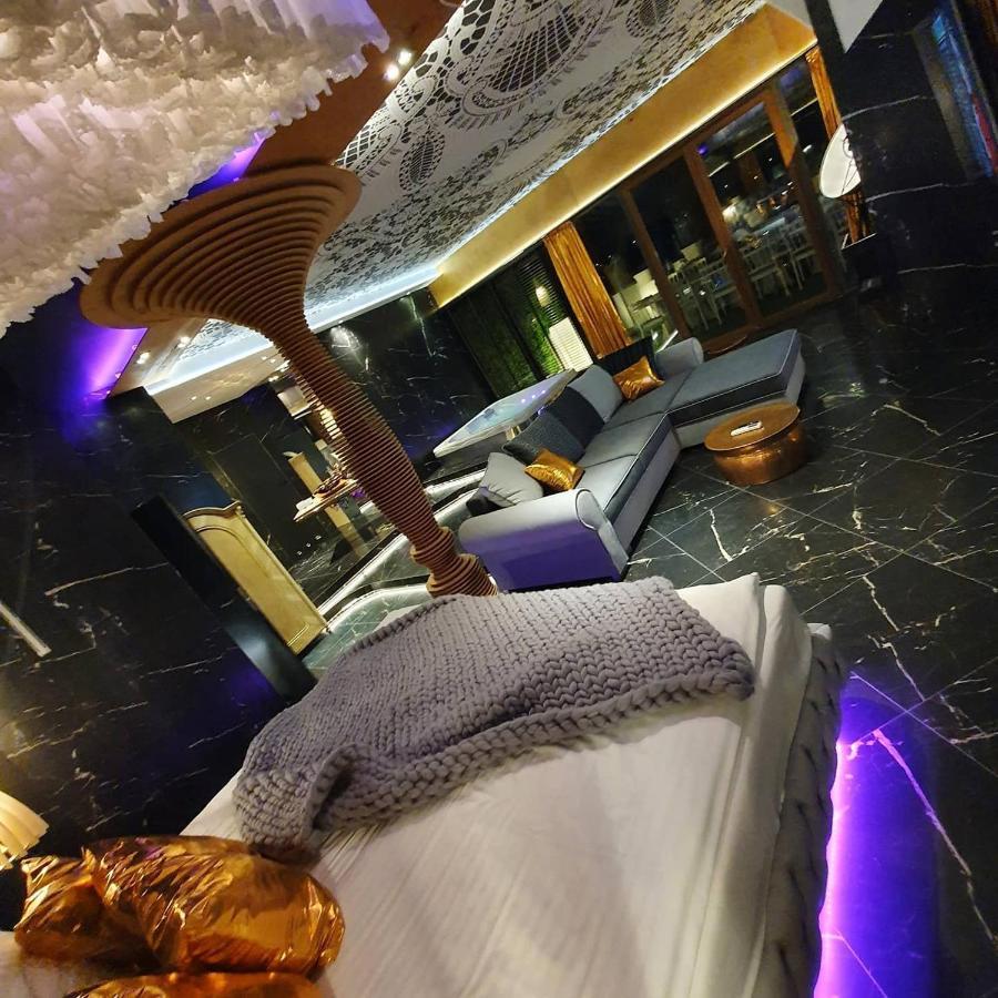 פוזנן Hotel Ramka & Restaurant & Wine Bar מראה חיצוני תמונה