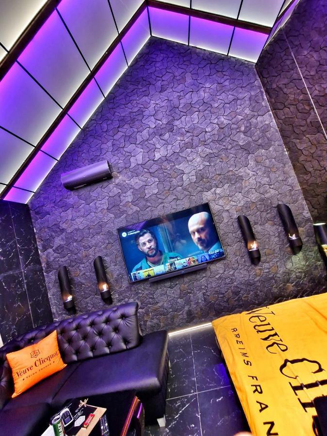 פוזנן Hotel Ramka & Restaurant & Wine Bar מראה חיצוני תמונה