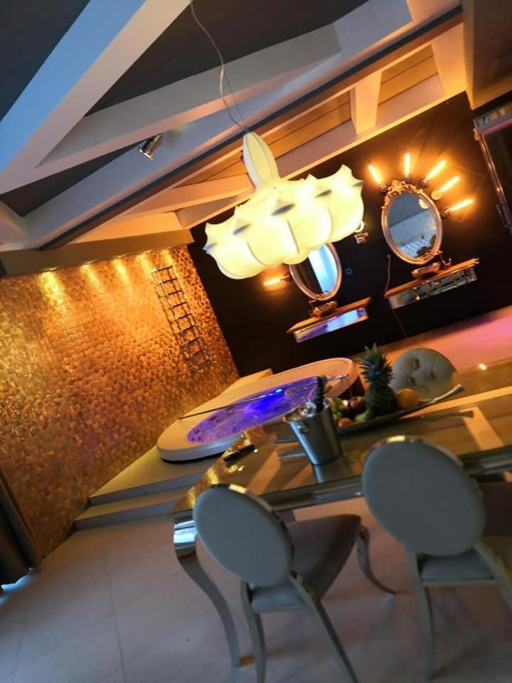 פוזנן Hotel Ramka & Restaurant & Wine Bar מראה חיצוני תמונה
