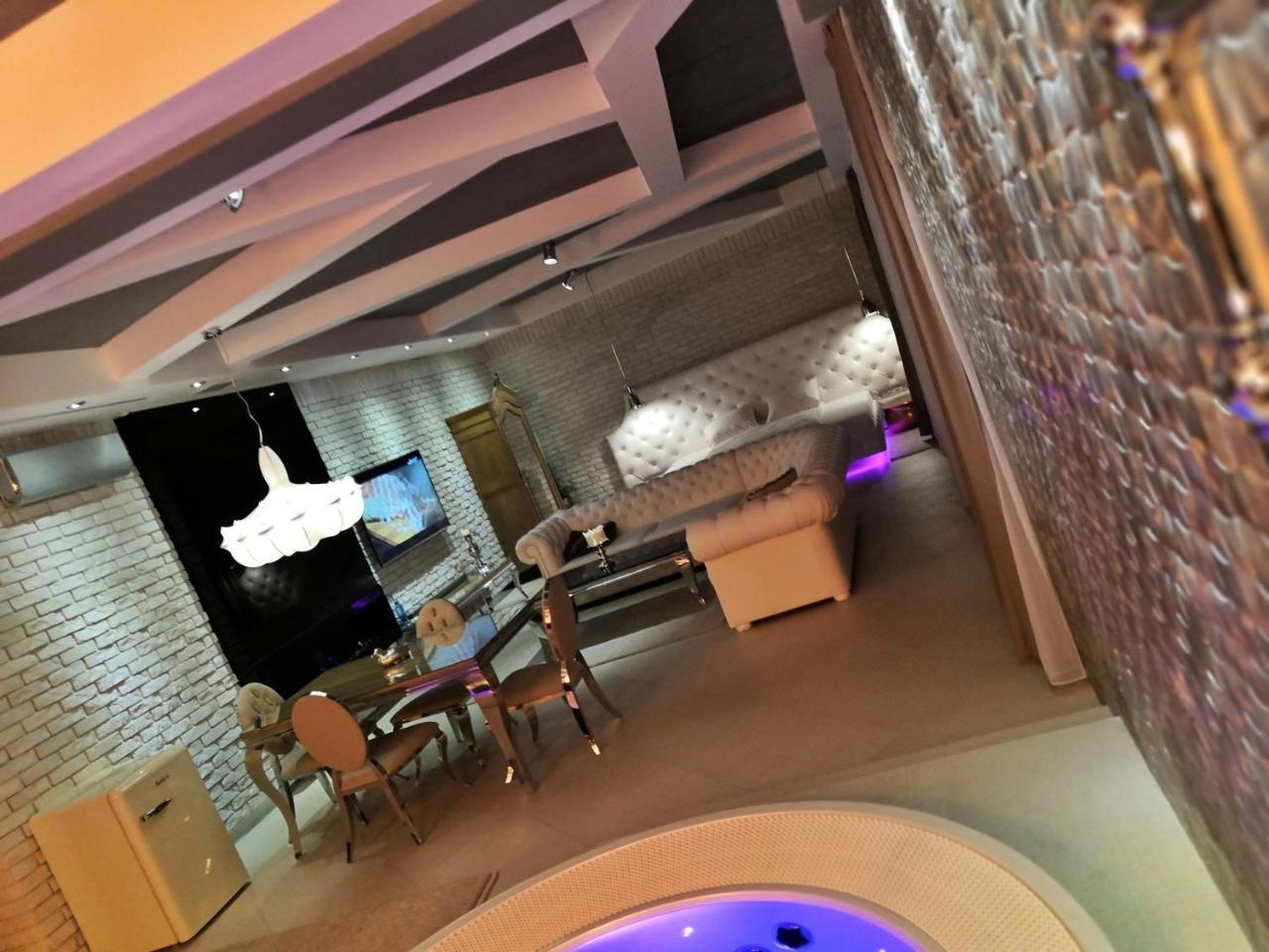 פוזנן Hotel Ramka & Restaurant & Wine Bar מראה חיצוני תמונה